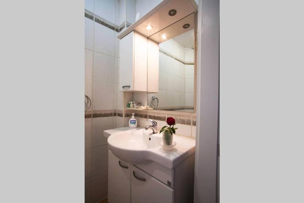 Private Room Near Istanbul Airport Arnavutkoy Екстериор снимка